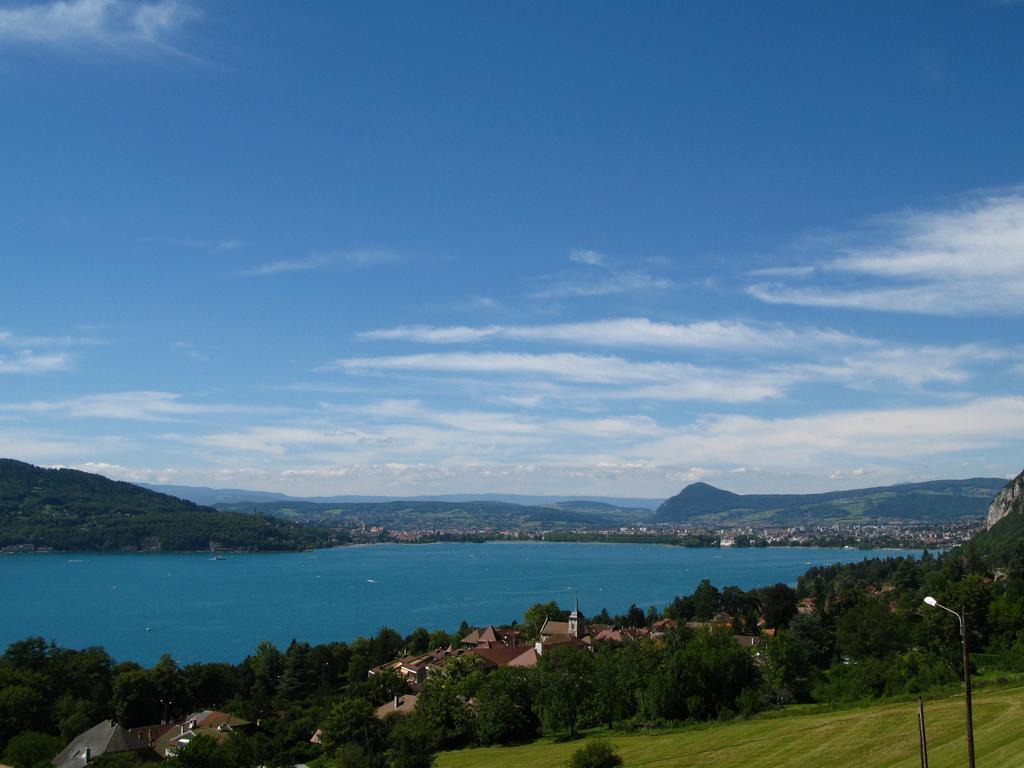 Le Clos Du Lac - Location De Chambres Veyrier-du-Lac Exterior foto